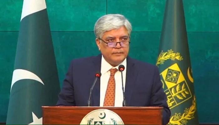Whenever Pakistan and India hold talks, the Kashmir issue will be discussed, FO