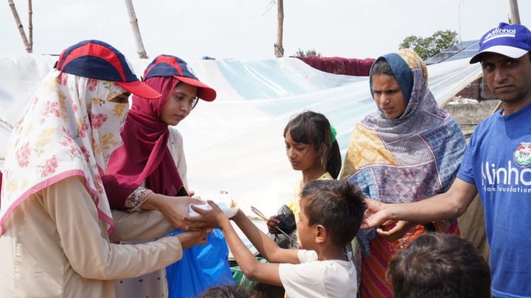 Students of Minhaj University Lahore express solidarity with flood victims of Chohang