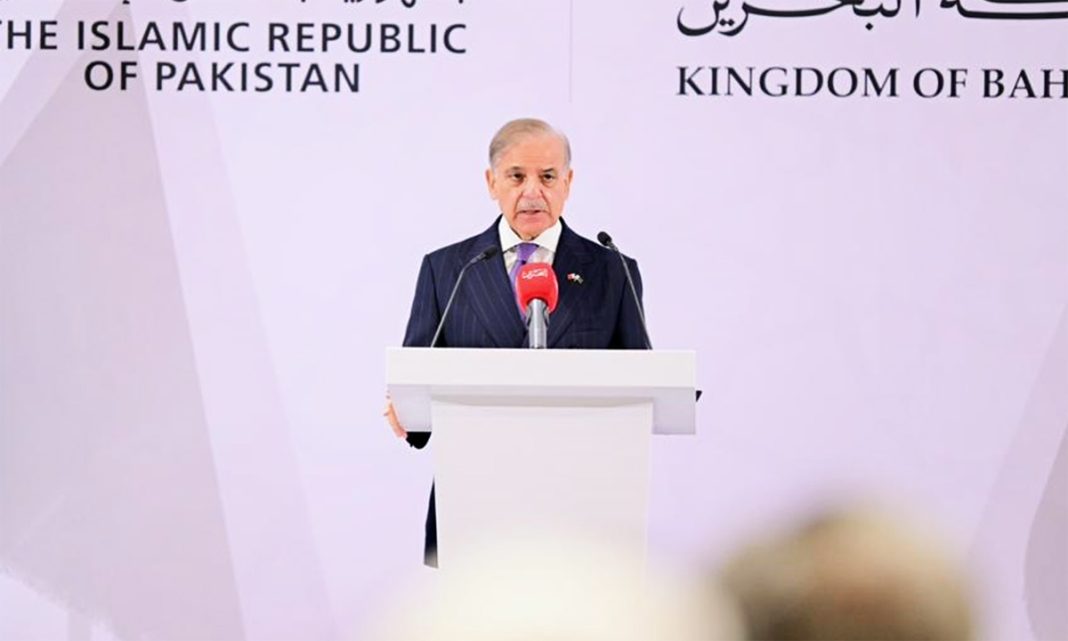 PM invites Bahraini business community to invest in Pakistan