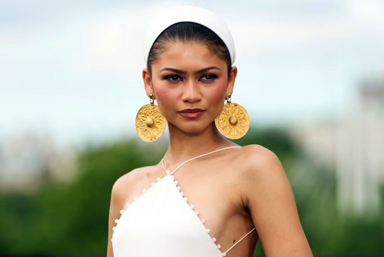 Zendaya Sparks Global Debate After Wearing 2,000-Year-Old Iranian Earrings